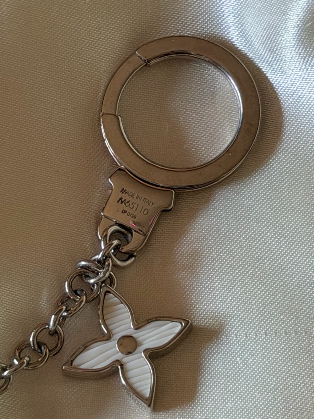Authentic LV Fleur D Epi Bag Charm and Key Holder - Picture 3 of 5